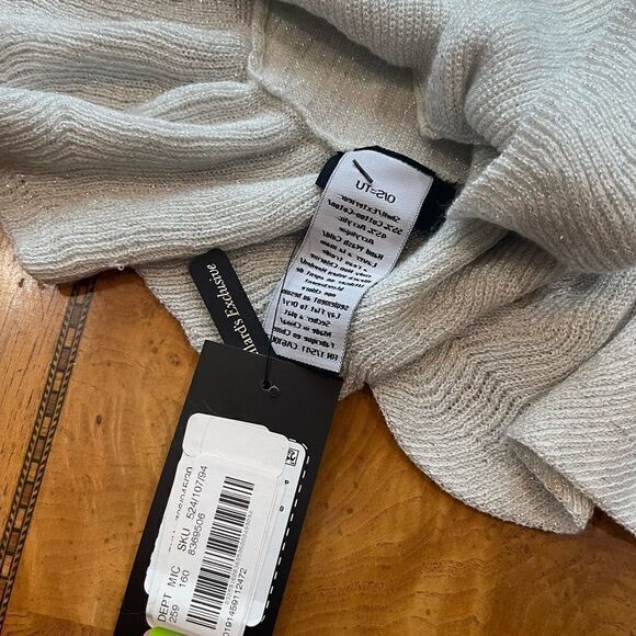 Badgley Mischa Ruffle Scarf! - Picture 8 of 13